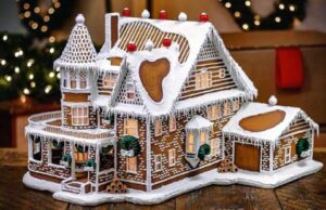 Louisiana-New-Orleans-Rolling-Deck-Wrap-Around-Custom-Gingerbread-House